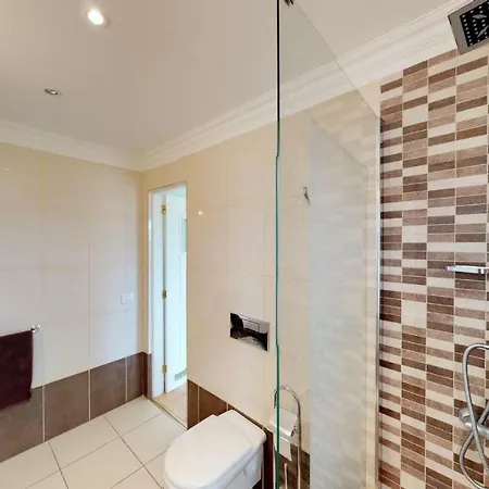 Luxury In San Eugenio