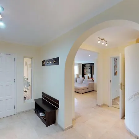 Luxury In San Eugenio